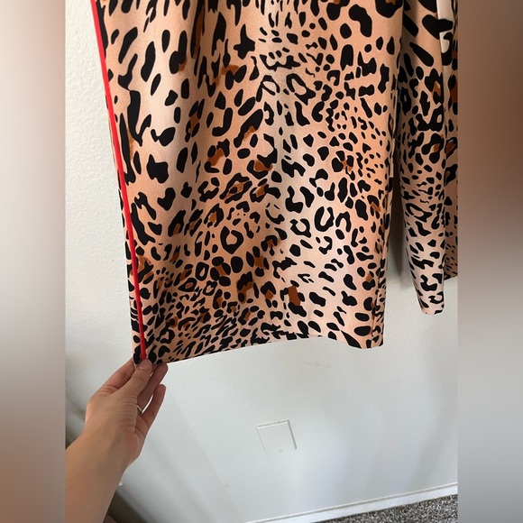 Beige by Eci Chetah Print Cropped Wide Leg Pants Women’s Size M - Picture 4 of 10